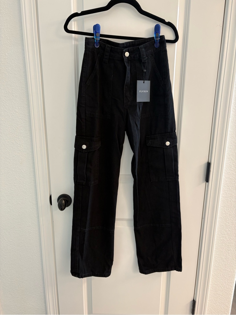 FLYSUN Black Cargo Pants